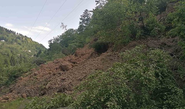 Trabzon'un Şalpazarı ilçesinde heyelan