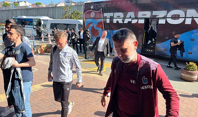 Trabzonspor, Fenerbahçe maçı için İstanbul'a gitti