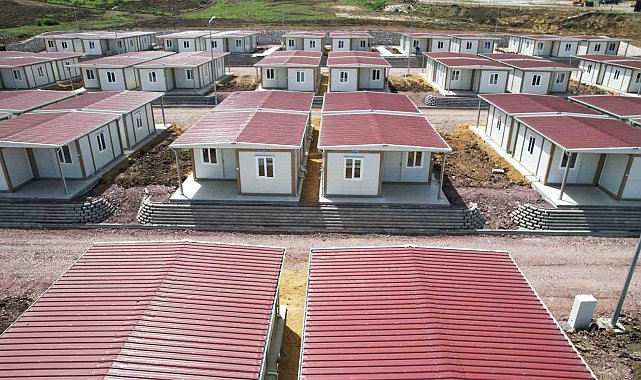 Yalova Belediyesi'nden kentsel dönüşüme konteyner kent çözümü