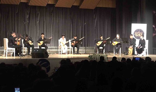 Yalova Güzel Sanatlar Lisesi öğrencilerinden müzik ziyafeti