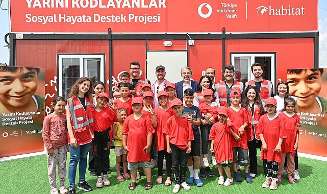 'Yarını Kodlayanlar Sosyal Hayata Destek' projesinde ikinci konteyner sınıf Kahramanmaraş'ta açıldı