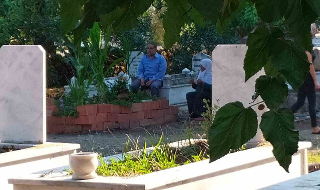 Arife günü Köyceğiz'de mezarlıklar ziyaret edildi