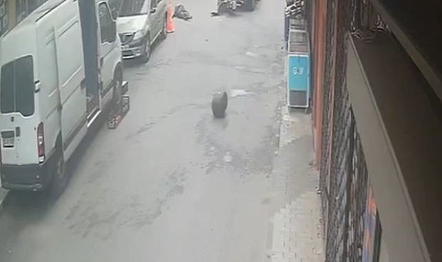 Arnavutköy'de feci motosiklet kazası kamerada