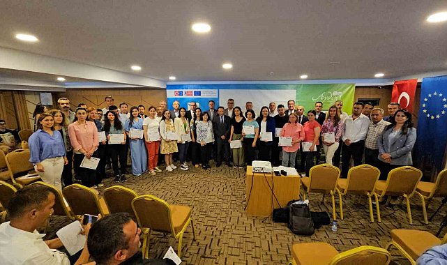 Aydınlı çiftçiler güvenli dijital pazarlamayı öğreniyor