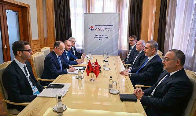 Bakan Fidan, Arnavutluk Cumhurbaşkanı Begaj ile görüştü