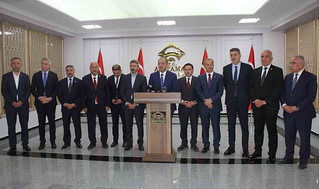 Bakan Özhaseki: "Bu yüz yılın değil bin yılın felaketi"