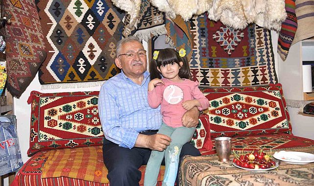 Başkan Büyükkılıç'tan Erciyes esnafına ziyaret