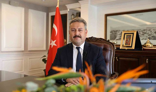 Başkan Palancıoğlu: "Bayramlar, bütünleştirici bir ruhla insanları bir araya getirir"