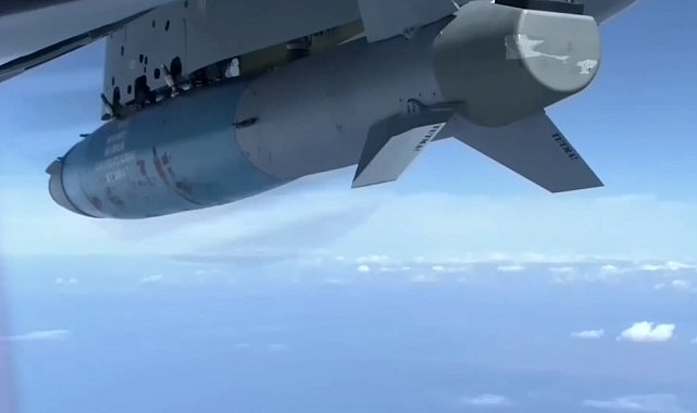 Bayraktar AKINCI'dan HGK-82 ile başarılı atış