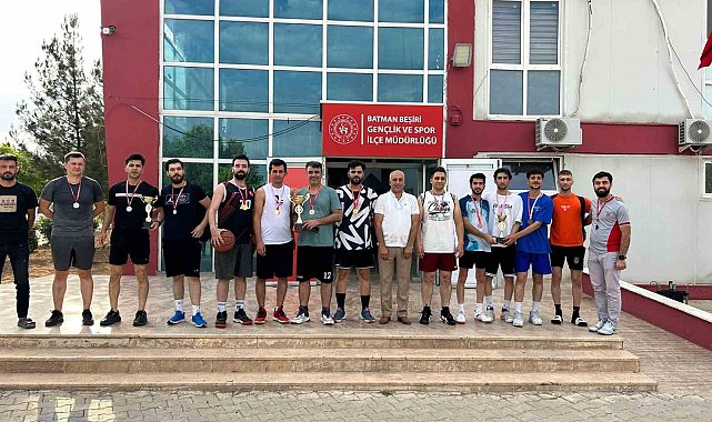 Beşiri'de 3x3 basketbol turnuvası yapıldı
