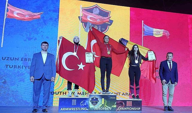 Denizlili Sümeyra, Avrupa'nın bileğini büktü
