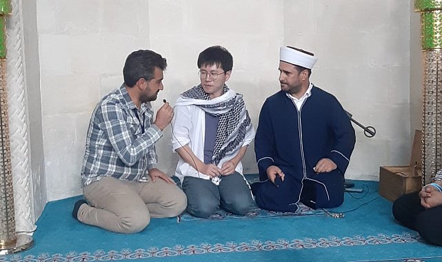 Diyarbakır'a gezmeye gelen Güney Koreli turist Müslüman oldu