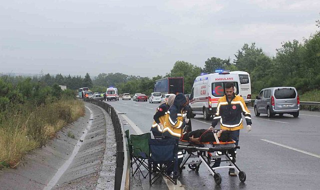 Düzce TEM Otoyolu savaş alanına döndü: 10 araç kazaya karıştı