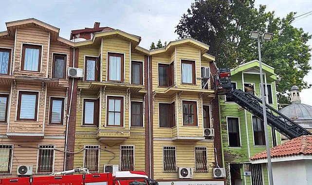 Fatih'te çıkan yangın söndürüldü