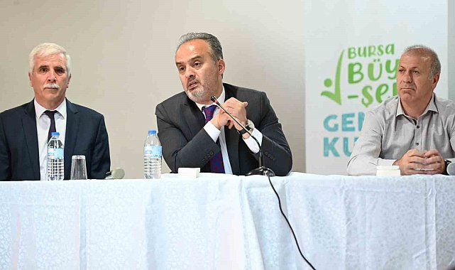 Gelecek gençlerle şekillenecek
