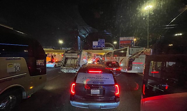 Hacı adaylarının Arafat'a intikalleri gece boyunca sürdü