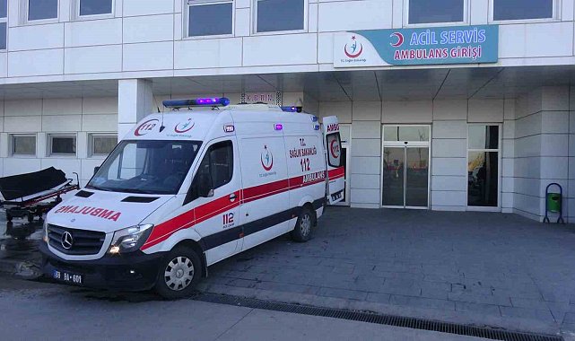 Halatı kopan asansör kabini boşluğa düştü: 1 yaralı