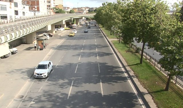 İstanbul'da haftanın ilk günü yollar boş kaldı