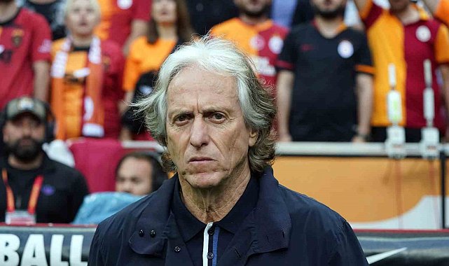Jorge Jesus'tan derbide tek değişiklik