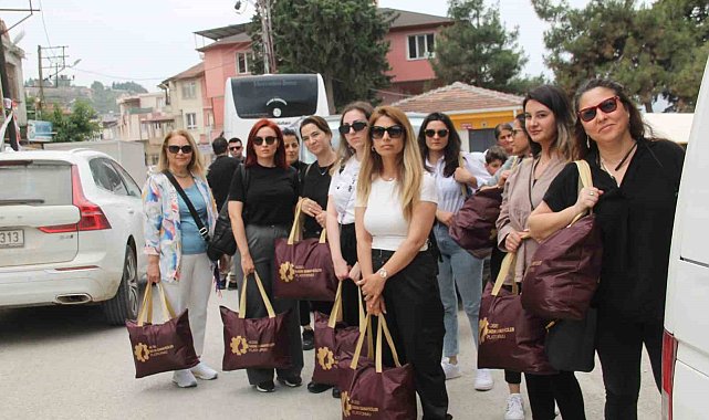 Kadın sanayiciler Hatay'da depremzedelere dokundu