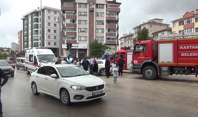 Kastamonu'da iki otomobil çarpıştı: 4 yaralı