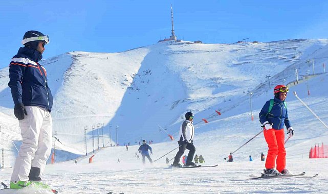 Kayakçılar en çok dizden yaralanıyor