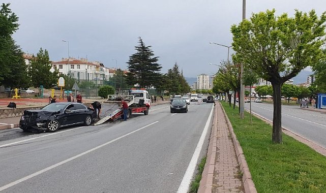 Kayseri'de trafik kazası: 3 yaralı
