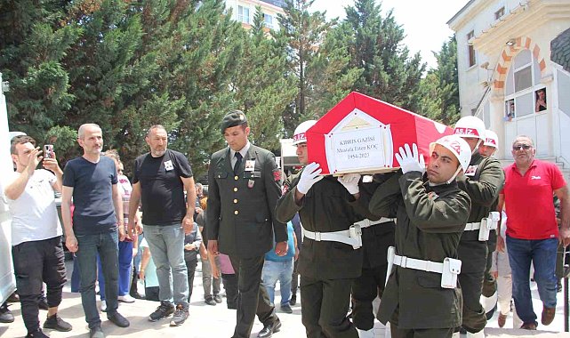 Kıbrıs Gazisi dualarla son yolculuğuna uğurlandı