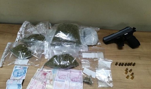 Kocaeli'de uyuşturucu operasyonunda 2 kişi tutuklandı