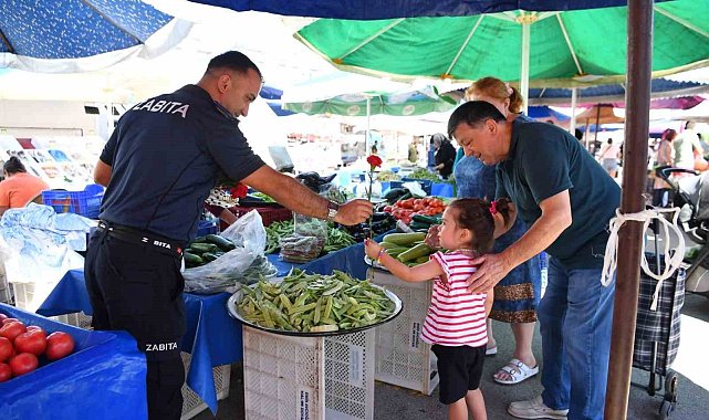 Konyaaltı Belediyesi'nden bayram mesaisi