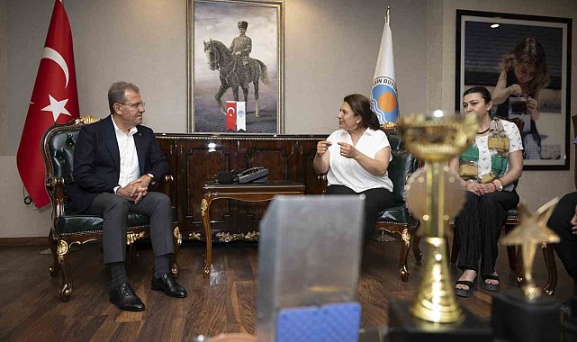 Mersin Büyükşehir Belediyesinin Robotıcs takımı ödülle döndü
