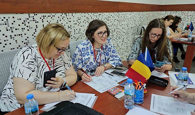 Nazilli'de 4 ülkeden öğretmenler öğrencilere sosyal destek için birlik oldu