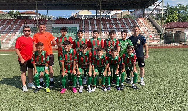 Osmaneli Belediyespor U-13 takımı 9-0 kazandı.