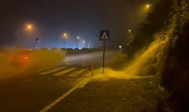 Rize'de şiddetli yağış etkili oldu
