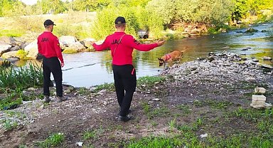 17 gündür kayıp olan Korhan Berzeg, görüldüğü iddia edilen Gönen Çayı ve çevresinde aranıyor