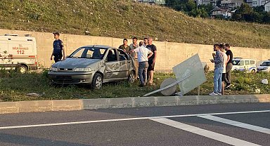 Asker uğurlama konvoyunda kaza: Araç taklalar attı, 4 kişi yaralandı