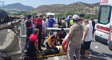 Burdur'da otomobil şarampole devrildi: 5 yaralı