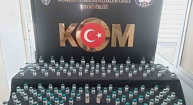 Denizli'de kaçak tütün ve cinsel içerikli hap operasyonu