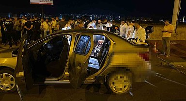 Diyarbakır'da bıçaklanan şahıs kiralık otomobilde ölü bulundu