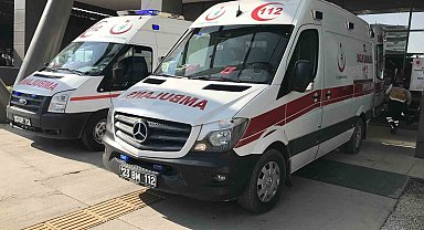 İşçileri taşıyan çapa motoru şarampole yuvarlandı: 6 yaralı
