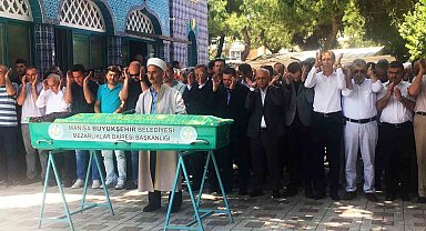 Kazada ölen genç öğretmen Turgutlu'da toprağa verildi