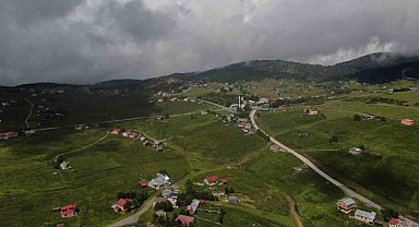 Kurban Bayramı tatilinde Haçka Yaylası'na ziyaretçi akını