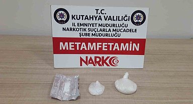 Kütahya'da durdurulan araçta uyuşturucu ele geçirildi