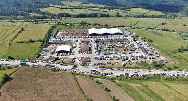 Şap hastalığının görüldüğü Kastamonu'da canlı hayvan pazarı kapatıldı