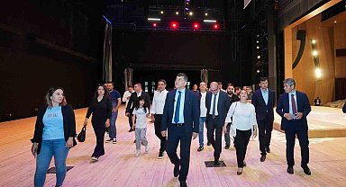 STK temsilcileri D.T. Şehitkamil Sahnesi'ni inceledi