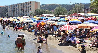 Tekirdağ'a tatilci akını: Bir mahallenin nüfusu ilçe nüfusunu geçti